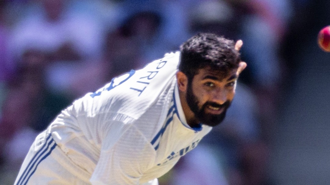 Morne Morkel Surprised with Bumrah bowling!
